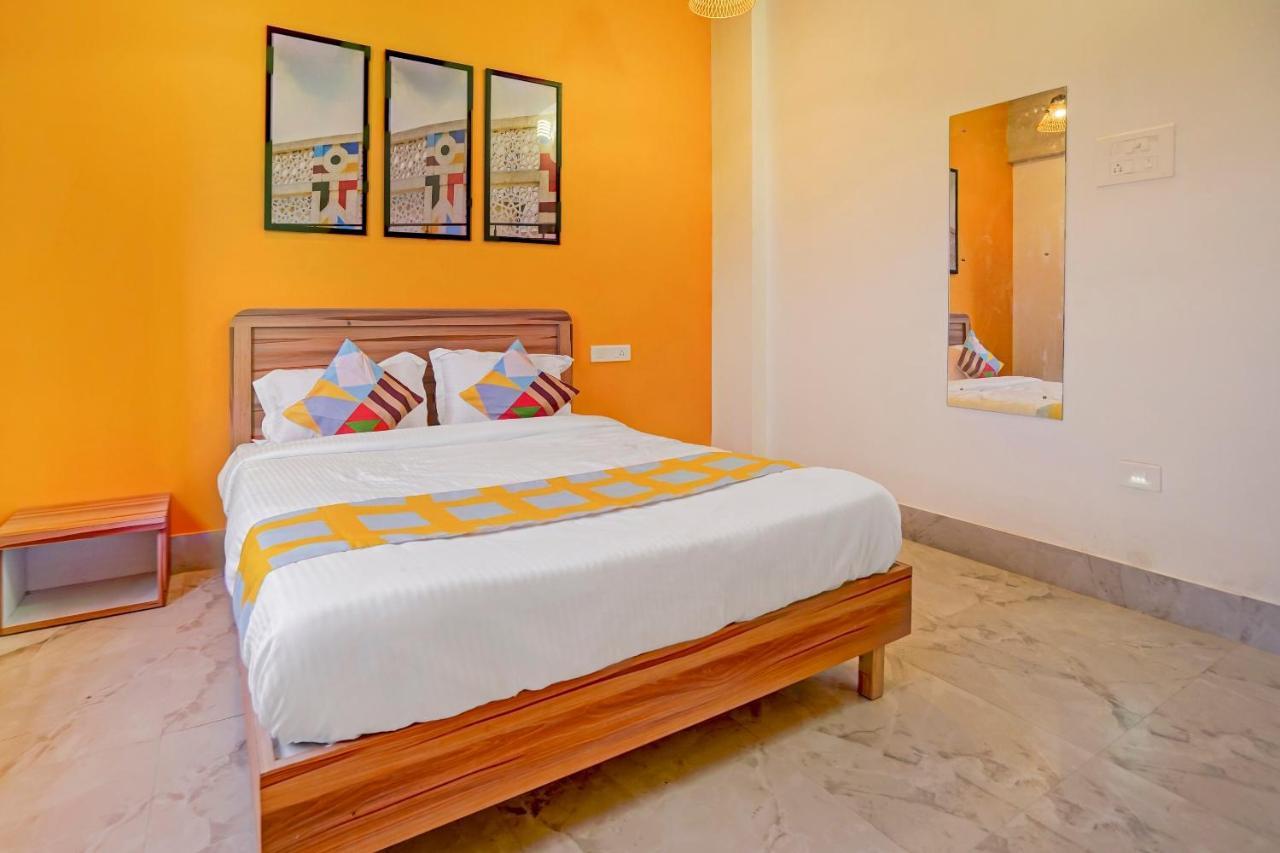 Oyo 79233 Hotel Hive Stays Kochi ภายนอก รูปภาพ